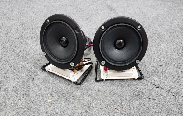 Cặp Loa Siêu Treble Ghép Ngoài Arouse AT10B Đến Từ Anh Quốc