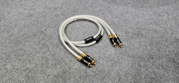 Bộ Dây RCA (AV) Ultralink Bãi Lõi Mạ Bạc