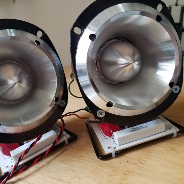Cặp Loa Siêu Treble Pioneer P108 Chân Đế
