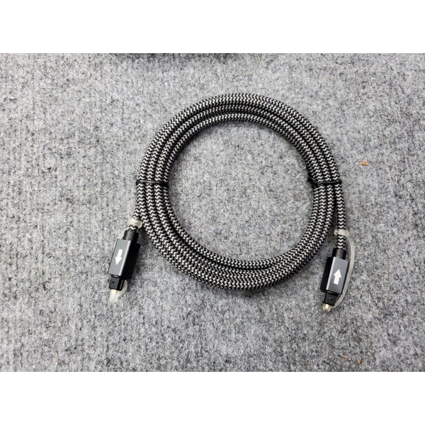 Dây Quang Optical Utralink Bãi Canada Dài 1.8m gẫy cao cấp có chiều mũi tên