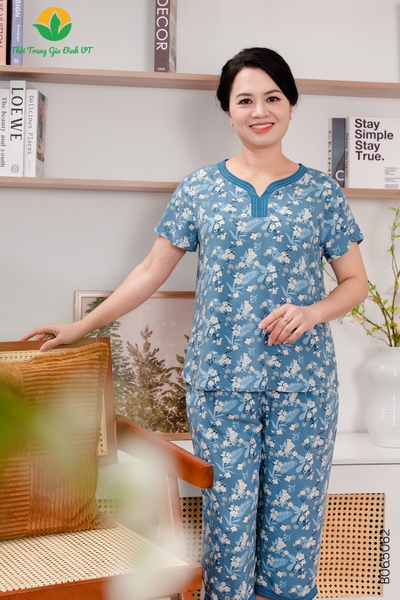 Bộ W QLACT RH đáp cổ phối chần