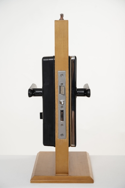 Khóa cửa vân tay Solity GM-1000BK