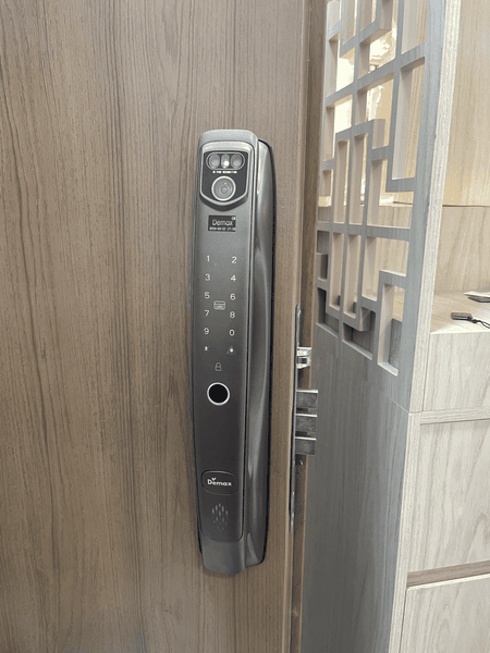 Khóa Thông Minh Nhận Diện Khuôn Mặt Face ID - 3D | SL920 PB