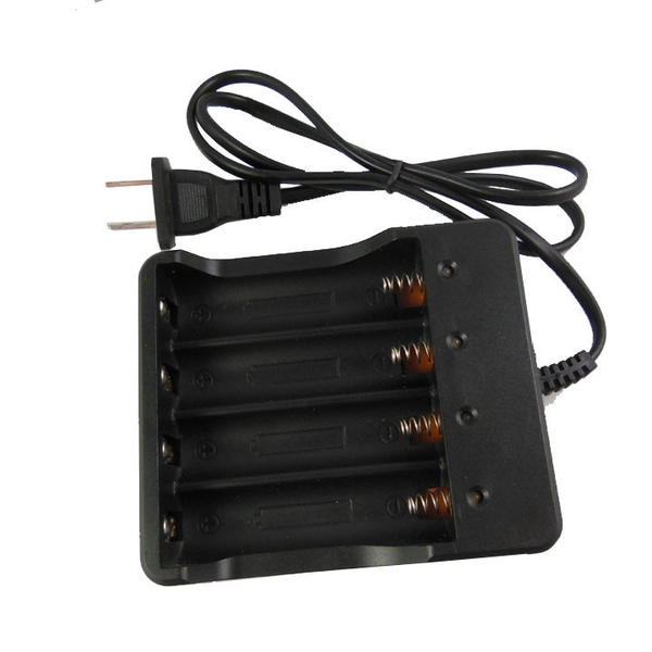 Bộ Sạc Pin Đa Năng 18650 4 Pin ( Có Bảo Vệ )