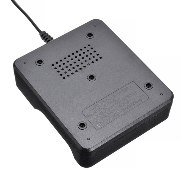 Bộ Sạc Pin Đa Năng 18650 4 Pin ( Có Bảo Vệ )