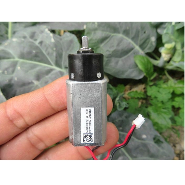 Động Cơ Giảm Tốc 180 3V 1350 Vòng/ Phút