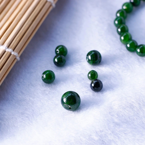 Hạt lẻ đá Diopside Xanh 8 - 10mm