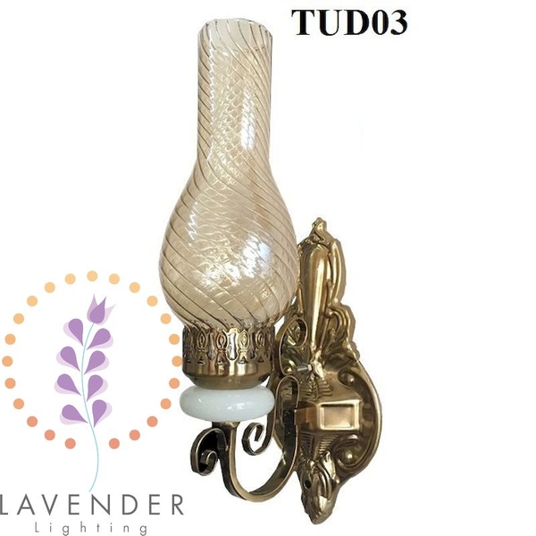 tu003-den-dau-den-tuong-co-dien