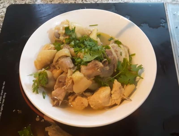 Cách nấu canh gà ngon ngọt thịt, giải cảm với gừng