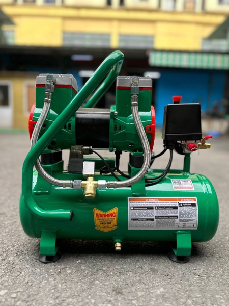 Máy Nén Khí Không Dầu 1.5HP Romano ROMA15-12 12L Lên Hơi Nhanh