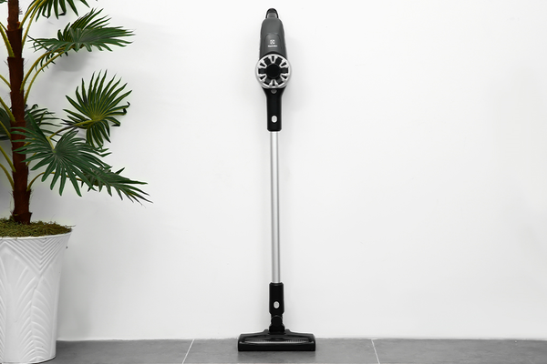 3.850k- Máy hút bụi không dây Electrolux EFP31315