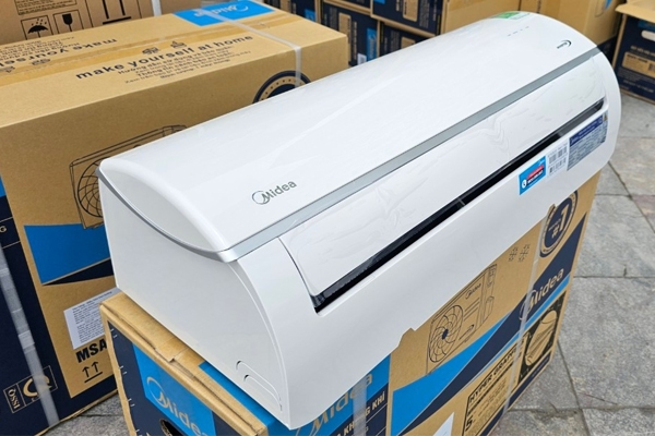 dieu-hoa-midea-9000btu-1-chieu-msaf6-10cdn8