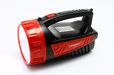 55tr295-den-pin-cam-tay-tiross-cree-3w-ts682