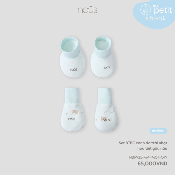 Nous Set BTBC xanh da trời nhạt họa tiết gấu nâu NB