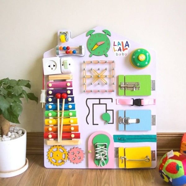 Busy board đàn màu trắng của Lalala Baby
