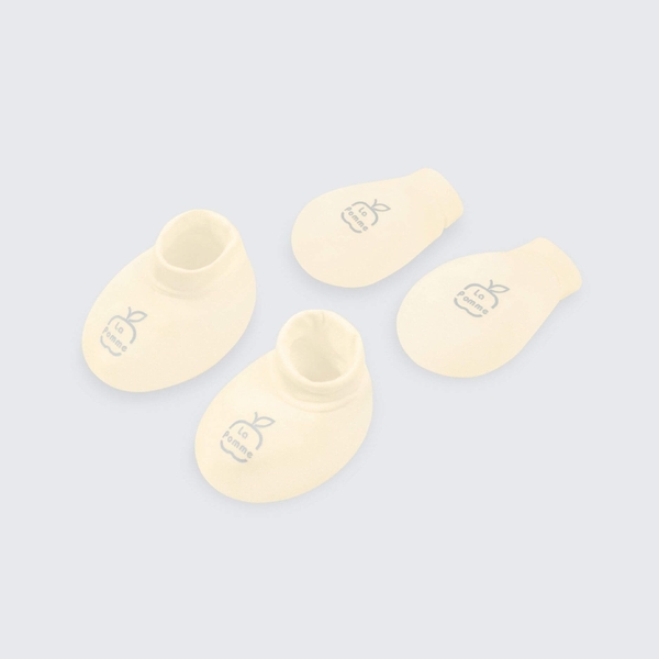 Set bao tay bao chân sơ sinh La Pomme mềm mịn - Vàng