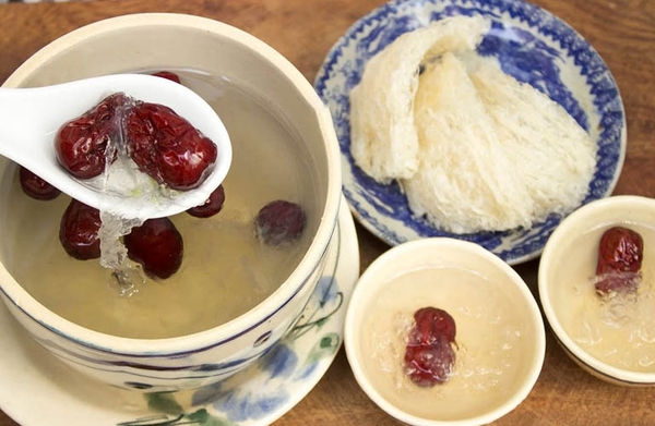 Tác Dụng Tổ Yến Với Người Mới Ốm Dậy Và Cách Dùng Đúng