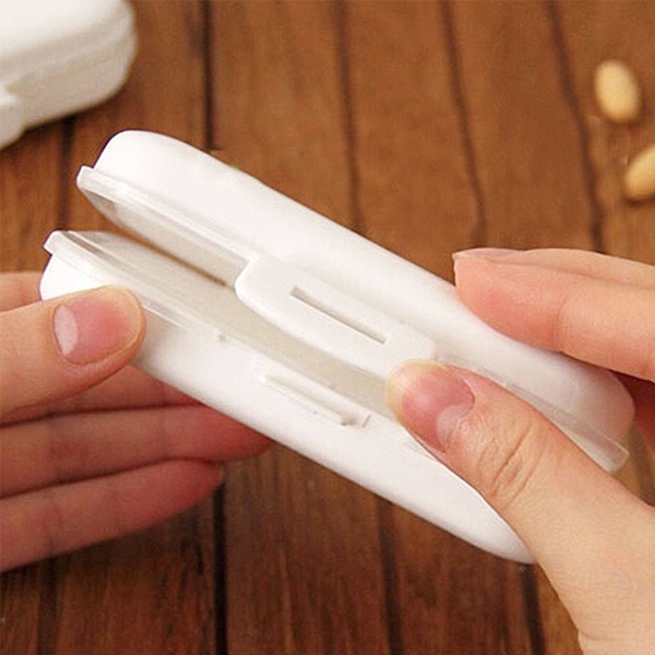 Hộp Chia Thuốc, Hộp Đựng Thuốc 8 Ngăn Mang Đi Du Lịch, Tiện Dụng, Nhỏ Gọn, Chắc Chắn, An Toàn, TakyShop 7123 16 1 2ee6b86f 4cb6 4b40 8275 23b7969faf90