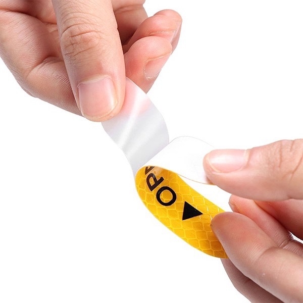 Bộ 4 Miếng Tem Dán Phản Quang - Open - Cảnh Báo An Toàn Khi Mở Cửa Xe Ôtô Cho Người Đi Đường - TakyShop 9700 18 20210605 151921729 ios