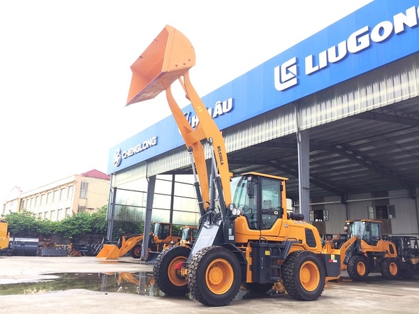 may-xuc-lat-do-cao-4-2m-laigong-wl930la