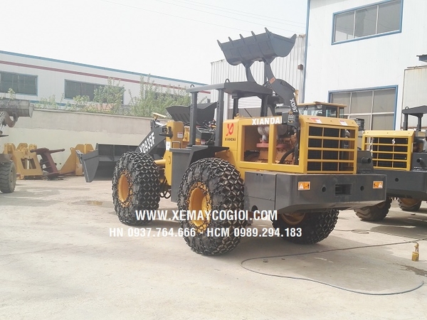 xich-boc-lop-12-00-24-cho-may-xuc-lat-xiandai-xd935a