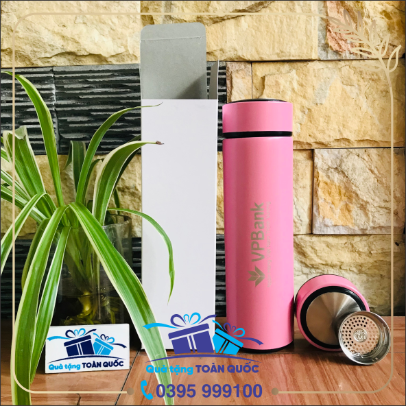 bình giữ nhiệt mầu hồng, bình giữ nhiệt ngân hàng VP Bank, bình giữ nhiệt khắc logo theo yêu cầu, quà tặng bình nước, bình nước inox 304, bình nước in logo, quà tặng dưới 100k, bình nước in logo theo yêu cầu, quà tặng 8/3, quà tặng 20/10