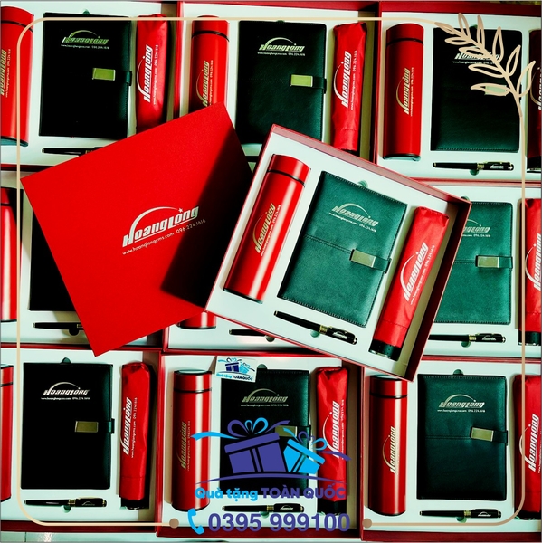 bộ quà tặng bình giữ nhiệt sổ da ô dù và bút ký, bộ quà tặng dưới 500k, bộ quà tặng 4 sản phẩm, bộ quà tặng mầu đỏ