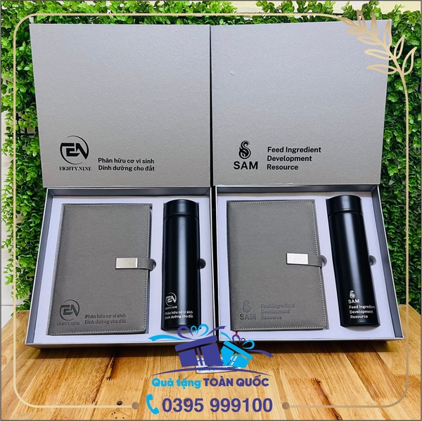 bộ quà tặng sổ da và bình giữ nhiệt, bộ gift set sổ mầu ghi và bình nước mầu đen, hộp mầu ghi đựng bình nước và sổ da, bộ quà tặng 20-11, bộ quà tặng dưới 400k