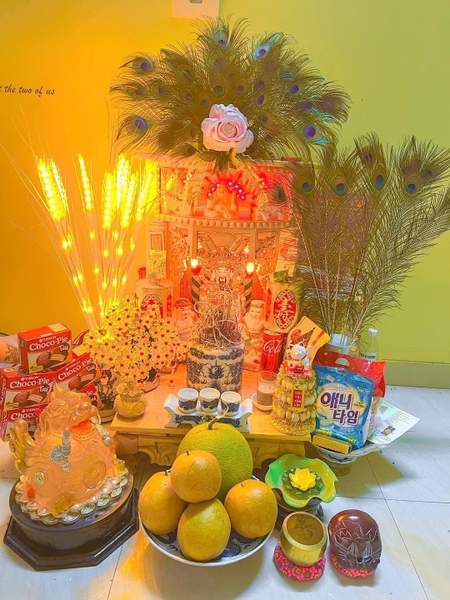 led-bong-lua-trang-tri-tet-tai-ban-tho-gia-tien-dai-dien-cho-su-am-lo-du-day-sun