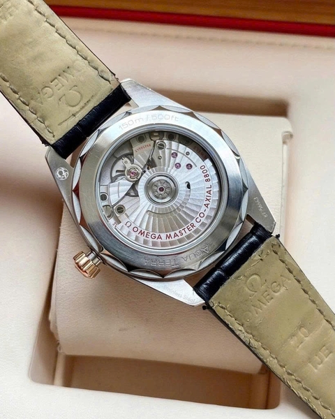 Omega Automatic Seamaster Aqua Terra Seamaster Co-Axial Master Chronometer 220.23.38.20.03.001 (22023382003001)