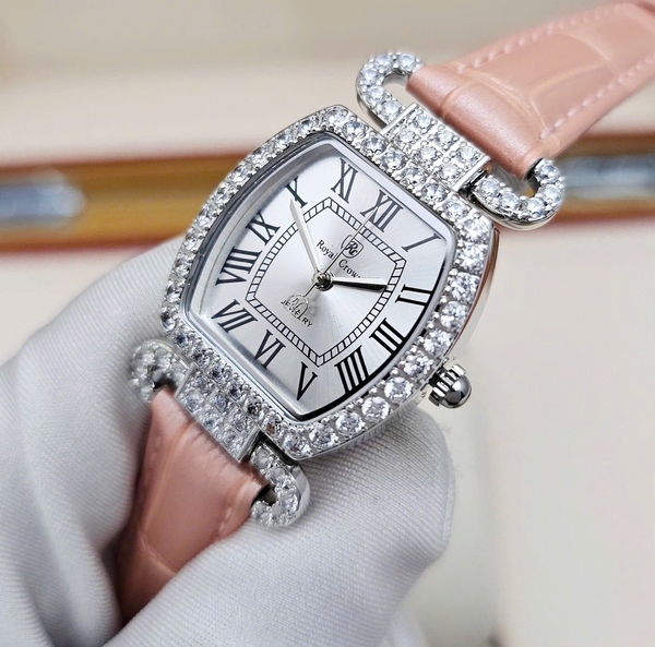 Royal Pin 4670 Da Hồng Mặt Trắng