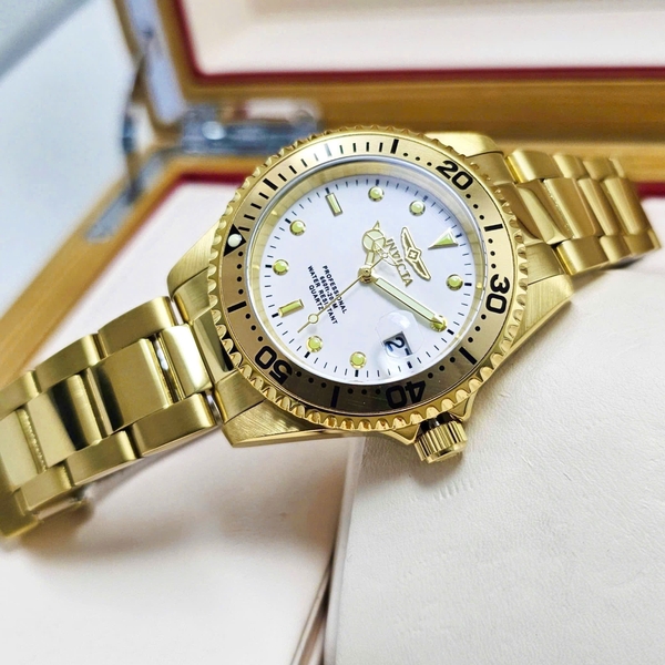 Invicta Quartz Pro Diver 37.5mm 8938OB