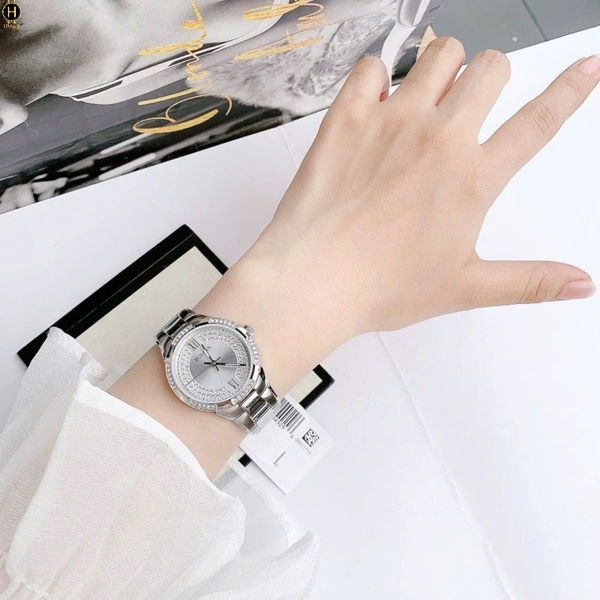 Bulova Quartz Crystal 96L249