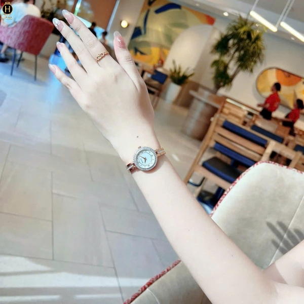 Bulova Quartz Classic 98L298