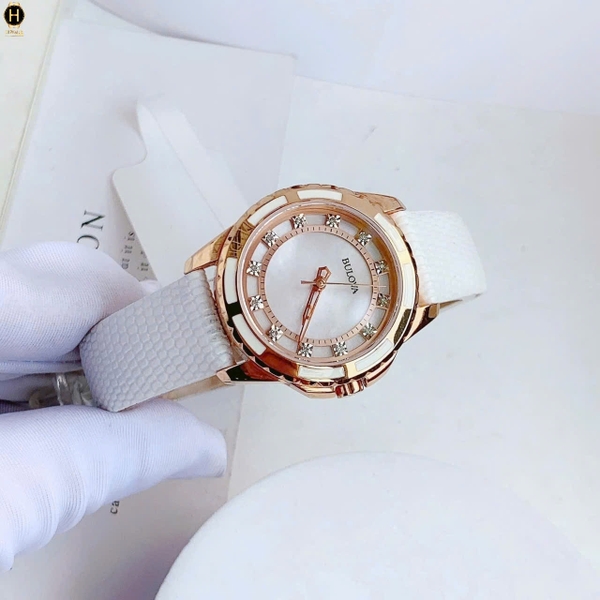 Đồng Hồ Nữ Bulova Quartz Lizard Diamond 98P119