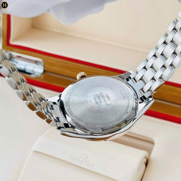 Bulova Quartz Maiden Lane 98P150