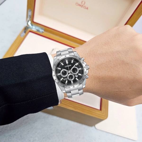  Citizen Quartz Chronograph AN8230-59E