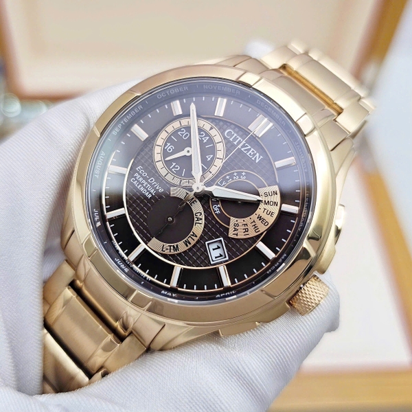  Citizen Eco-Drive BL8163-50X Dây Thép Vỏ Vàng Hồng Mặt Đen Sapphire 