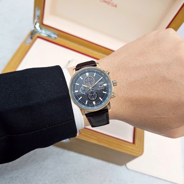  Citizen Pin Eco-Drive CA0843-11H Dây Da Nâu Vỏ Vàng Hồng Mặt Xám.
