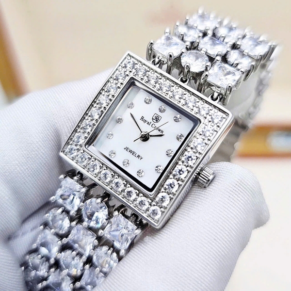  Royal Crown Quartz D8160