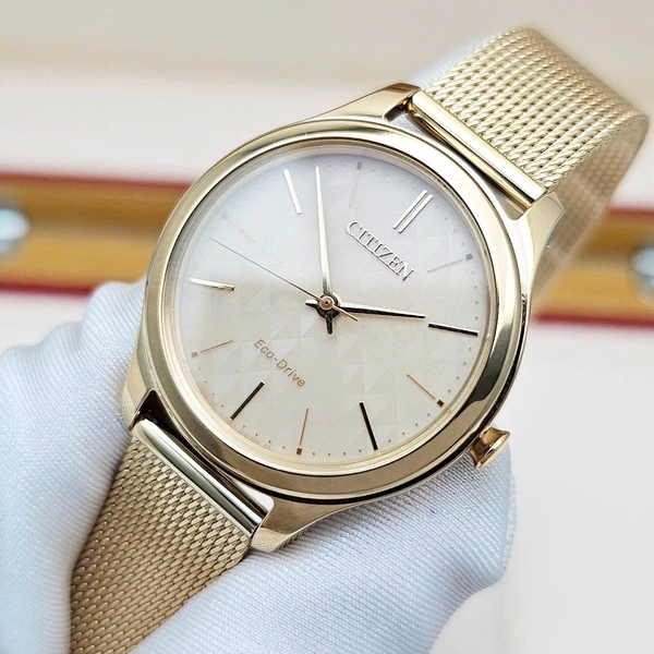  Citizen Eco-Drive EM0503-83X