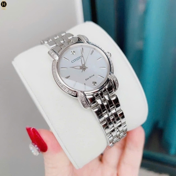 Đồng Hồ Nữ Citizen Quartz Eco-drive Jolie Diamond EM0690-50D