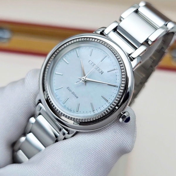 Citizen L Quartz Eco-Drive EM1100-84D
