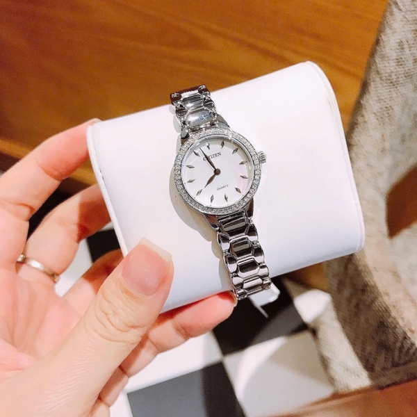  Citizen Quartz EZ7010-56D