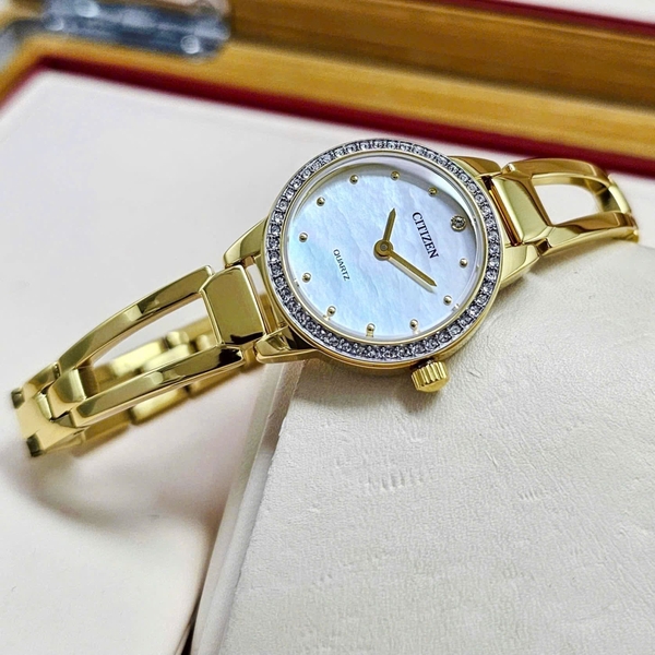 Citizen Quartz EZ7012-85D