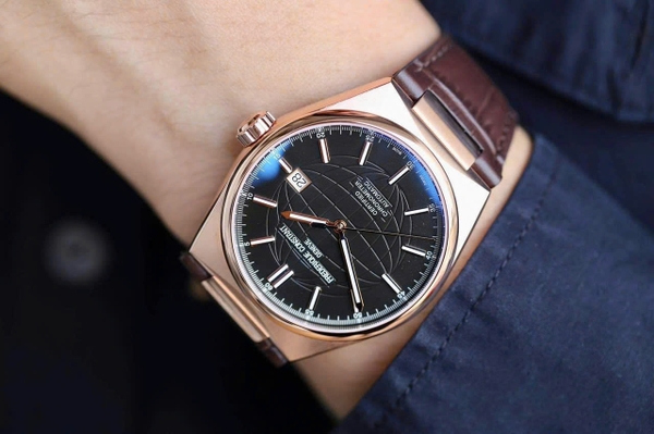 Frederique Constant Automatic Highlife FC-303B4NH4 