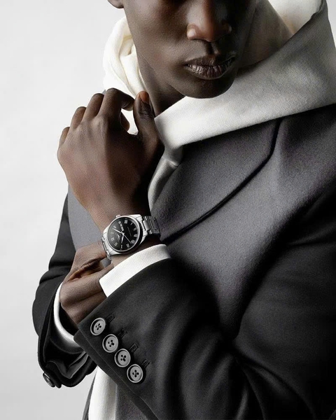 Longines Automatic Master Annual Calendar L2.910.4.51.6 ( L29104516 )