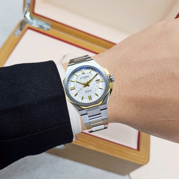 Citizen Automatic Series 8 Mechanical NB6084-50A