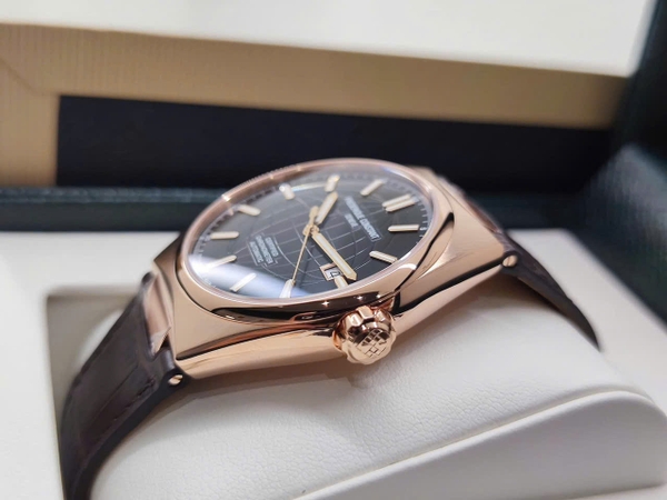 Frederique Constant Automatic Highlife  FC-303B4NH4 (  FC303B4NH4 )