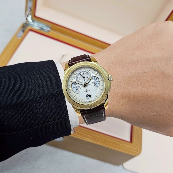 Citizen Quartz Eco-Drive Calendrier Moon Phase Gold BU0082-06P